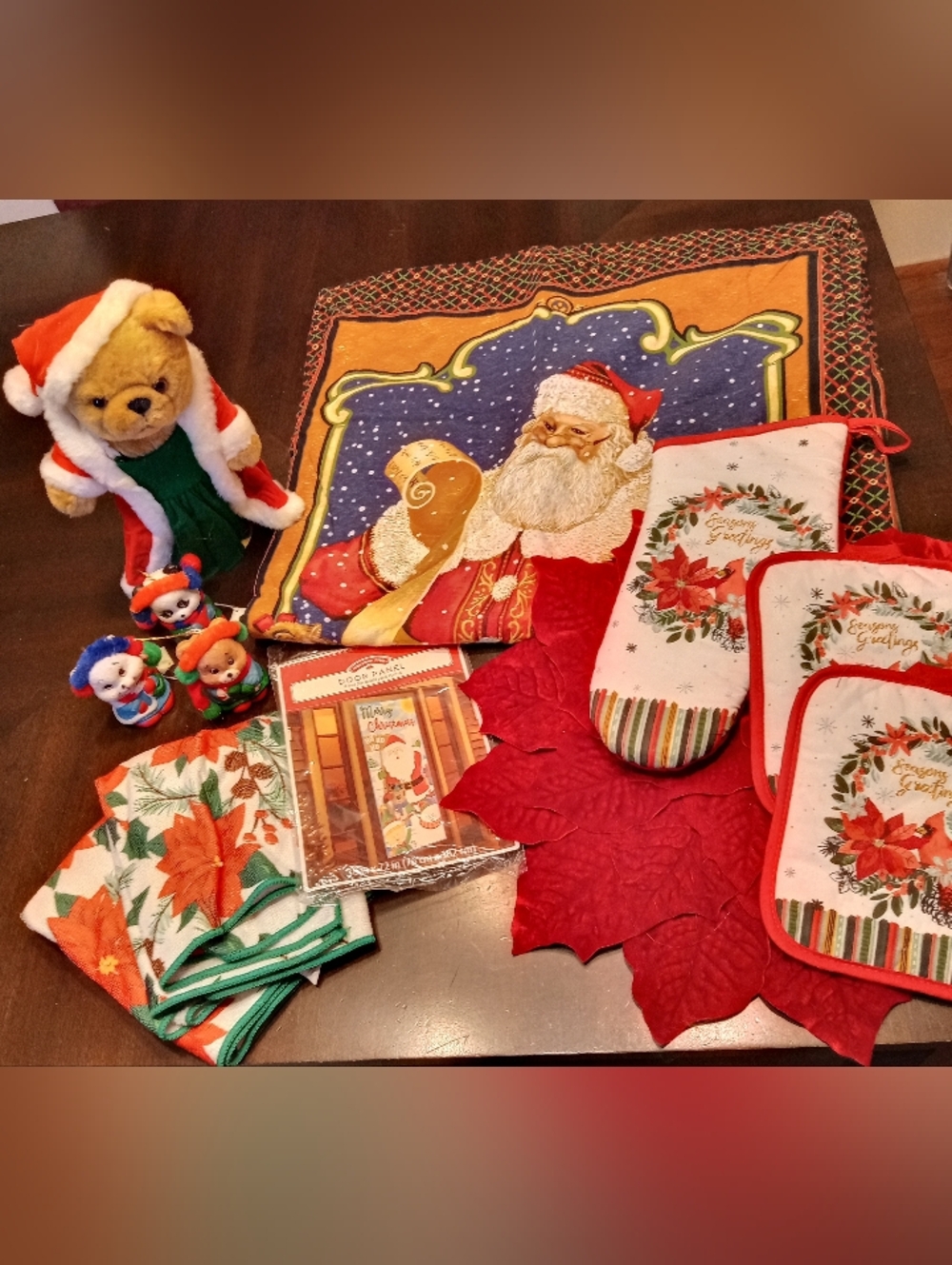 Holiday Santa Decorative Kitchen Set - Living Room